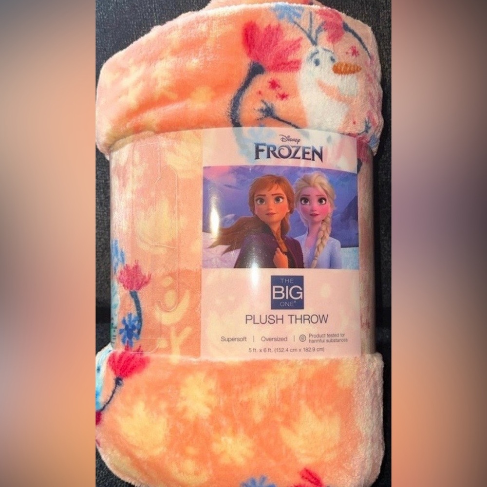 Disney Peach Floral Elsa Plush Throw Blanket